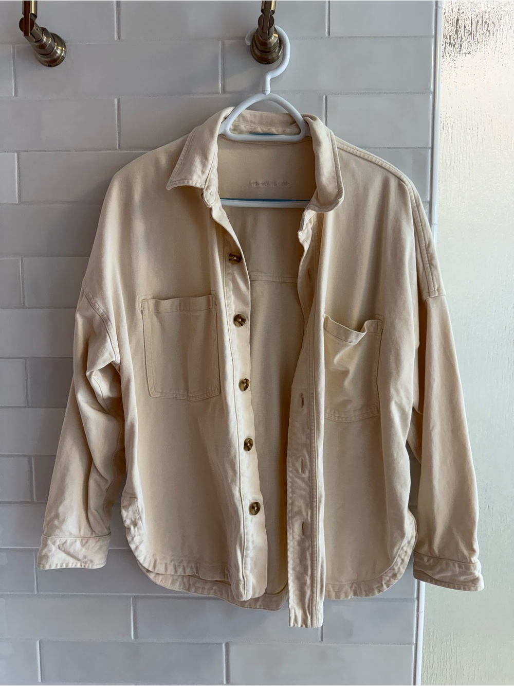 Vuori Light Cream/NaturalUtility Button-Front Jacket